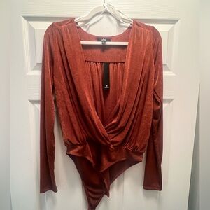NWT Lulus burnt shimmer orange bodysuit